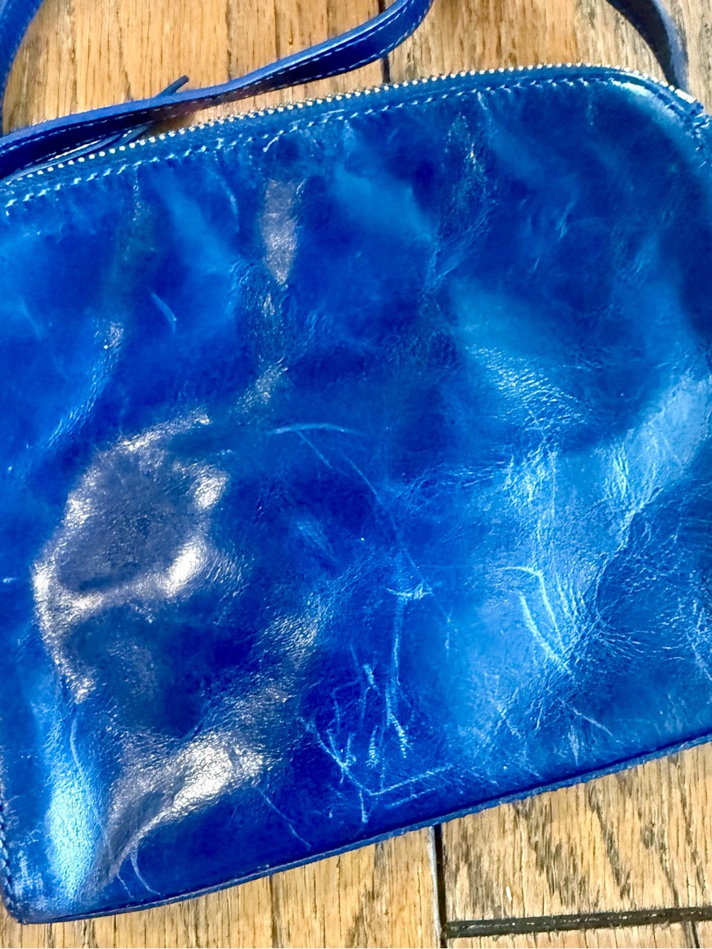 Vintage 90s/Y2K Overland dark blue leather crossbody bag - Picture 4 of 7